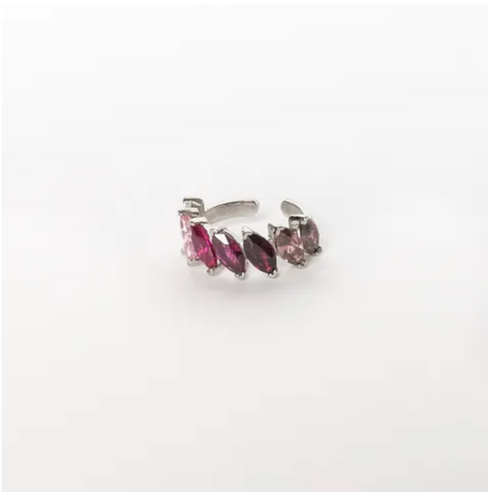 AMY Vire Cuteness Ear Cuff